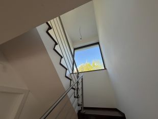Rodinný dům (foto 18)